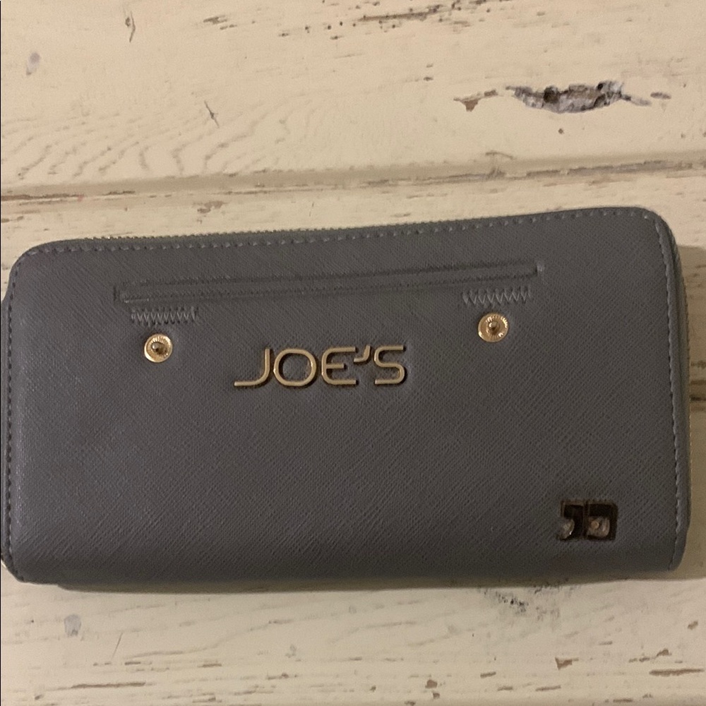 Joe's Gray Wallet
